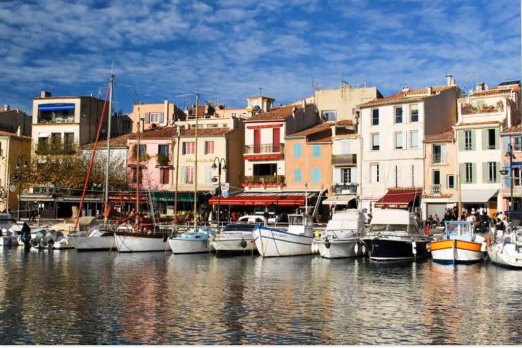 La Favorite - Centre De Cassis - Climatisation Exterior foto