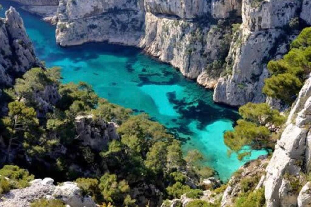 La Favorite - Centre De Cassis - Climatisation Exterior foto